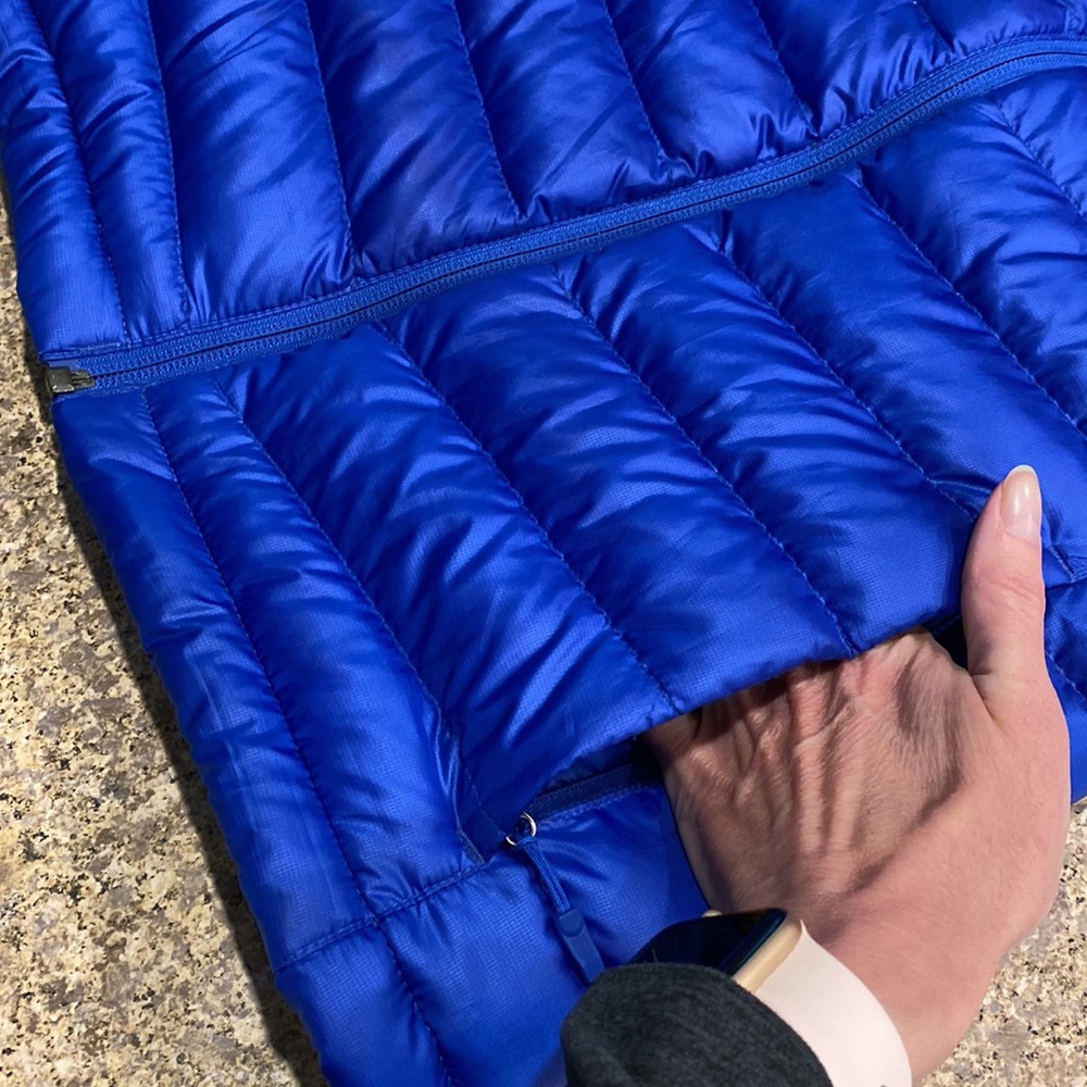 Marmot 700 Fill Duck Down Insulation Blue Puffy Puffer Vest XS - Picture 7 of 17